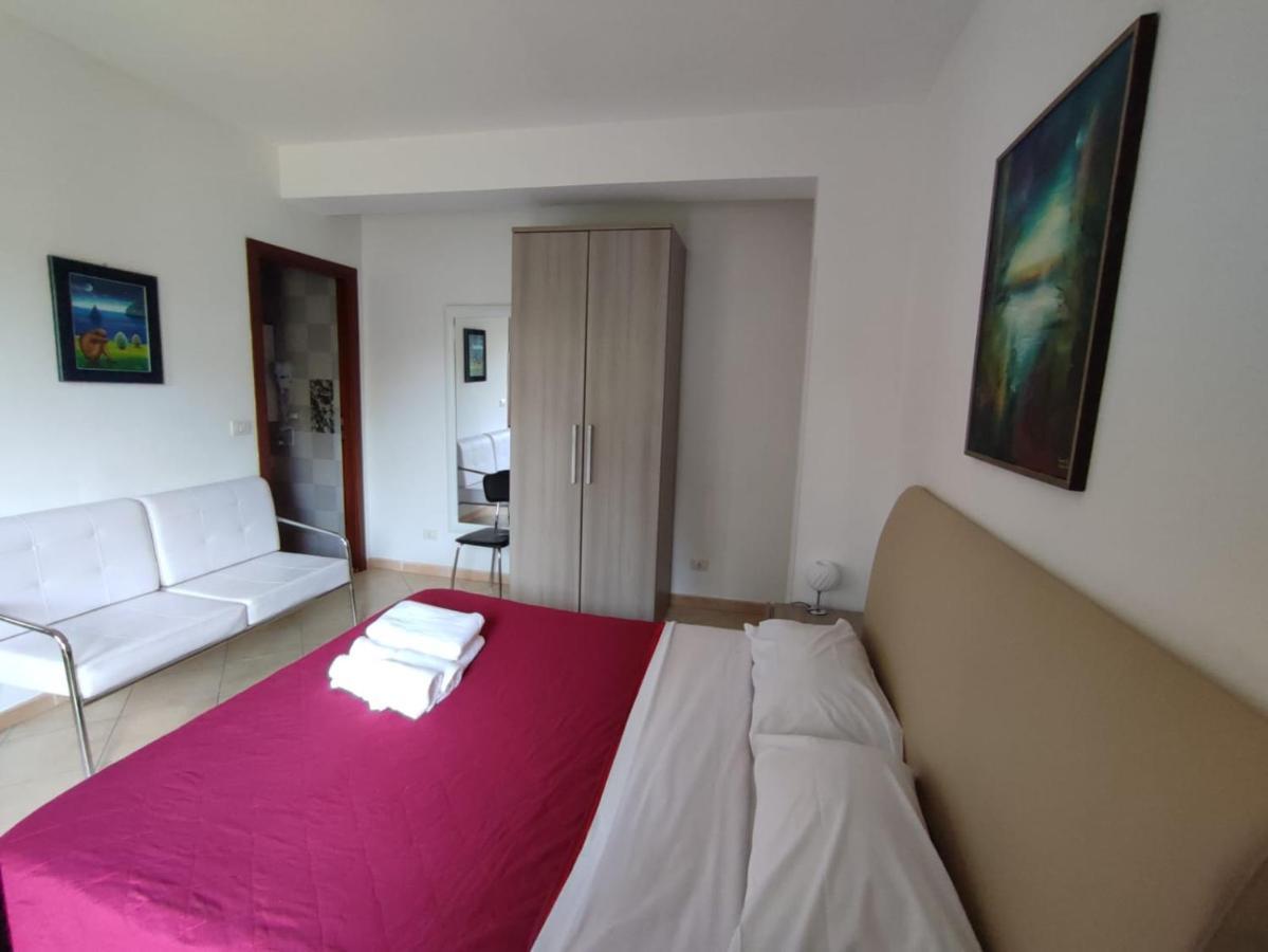 Parco D'Arte Altart Bed and Breakfast Rende Exteriör bild