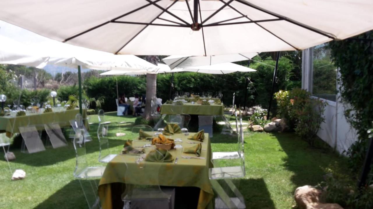 Parco D'Arte Altart Bed and Breakfast Rende Exteriör bild